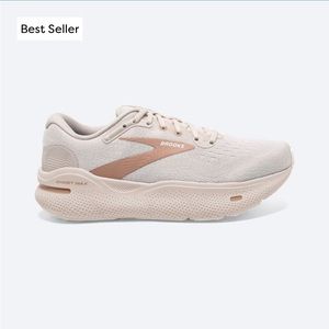 Brooks Ghost max running shoes size 6